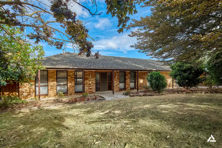 27 Hearn Street, Drouin VIC 3818