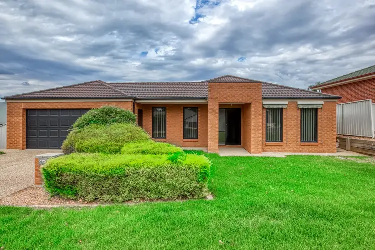 9 Carnoustie Avenue, Wodonga VIC 3690