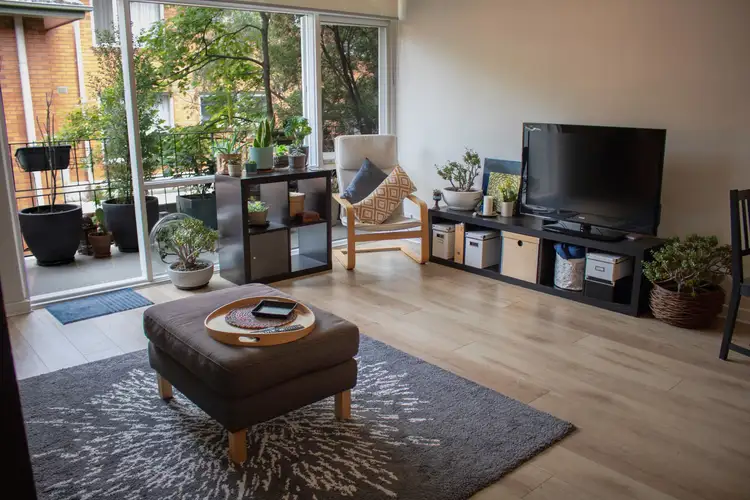 Third view of Homely apartment listing, 4/2 Maple Grove, Toorak VIC 3142