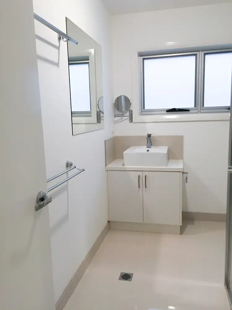 Fifth view of Homely apartment listing, 4/54 Kanooka Grove, Clayton VIC 3168