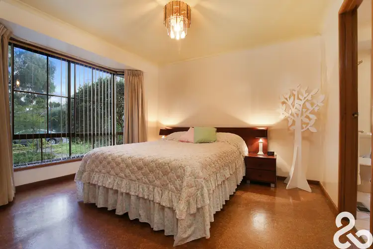 Sixth view of Homely house listing, 2 Jacaranda Drive, Mill Park VIC 3082