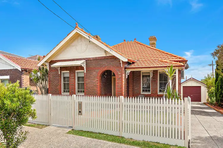 7 Lorraine Avenue, Bardwell Valley NSW 2207