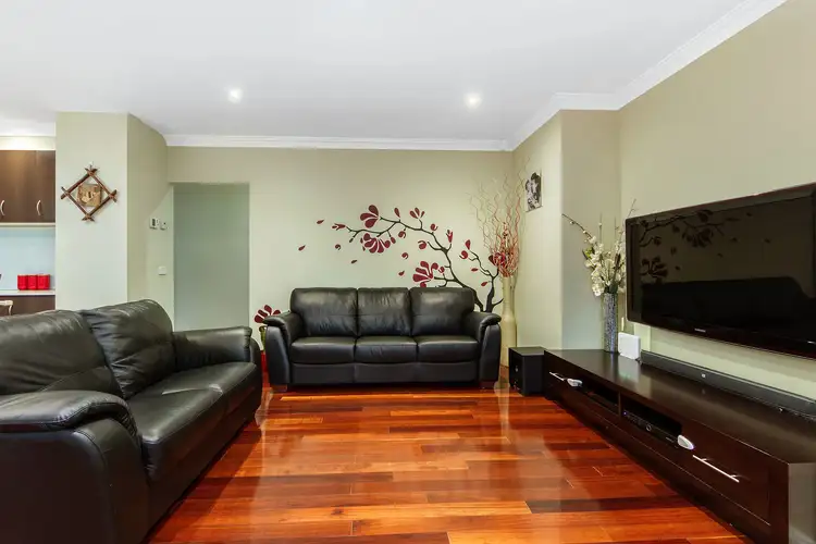 Fifth view of Homely house listing, 6 Erin Square, Deer Park VIC 3023