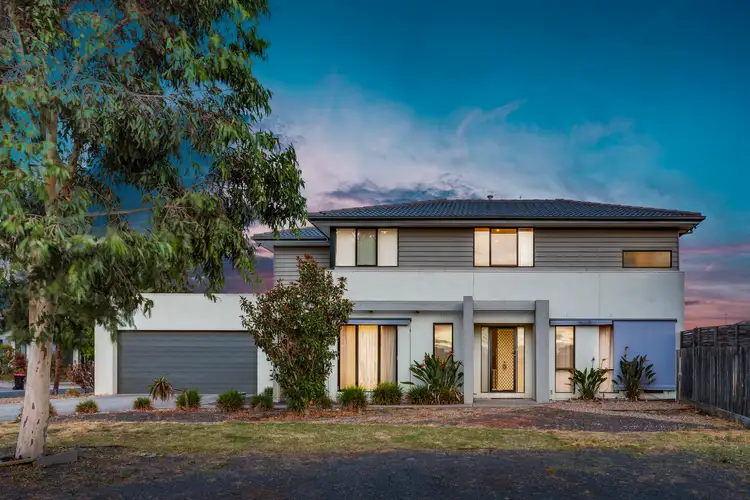 13 Harwood Court, Burnside Heights VIC 3023