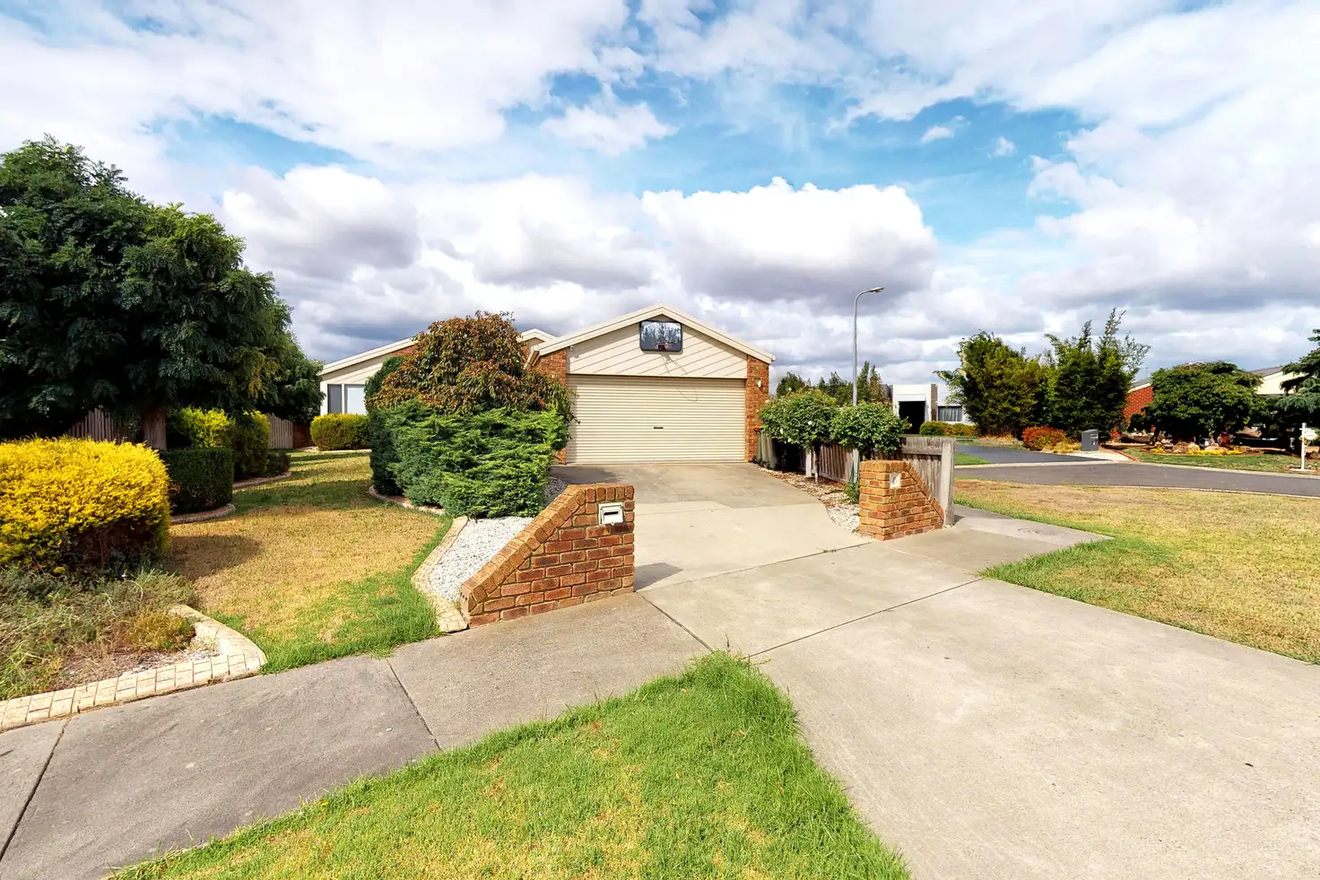 Main view of Homely house listing, 19 Blackwood Close, Traralgon VIC 3844