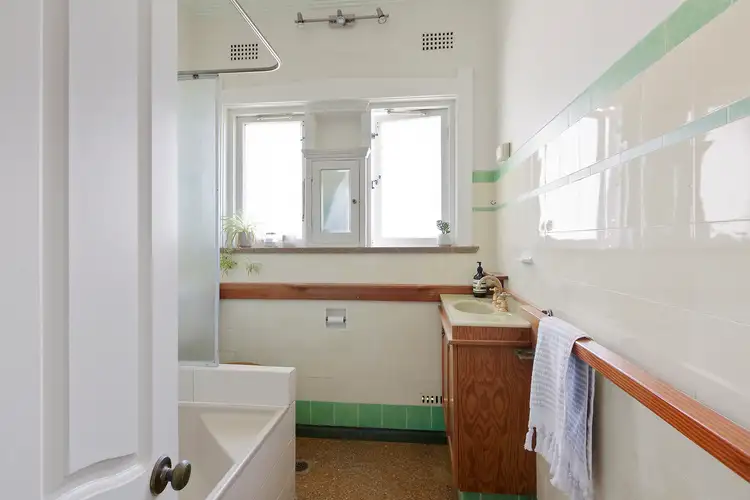 Fifth view of Homely unit listing, 3/122 Sydney Road, Fairlight NSW 2094