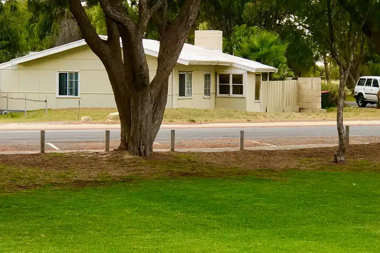 43 Gingin Road, Lancelin WA 6044