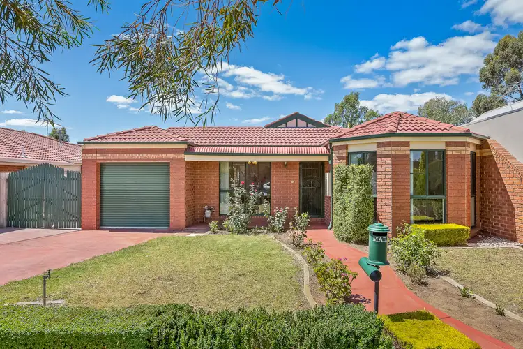 3 Penzance Place, Sydenham VIC 3037