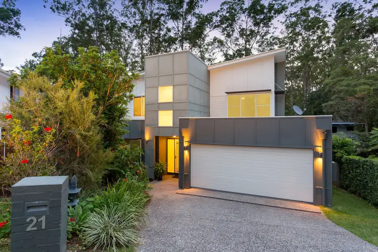 21 Sands Place, Chapel Hill QLD 4069