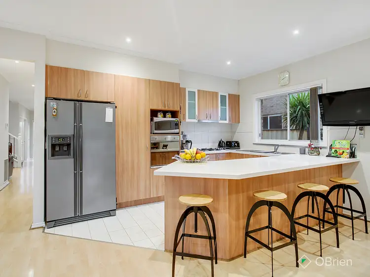 Third view of Homely townhouse listing, 20 Pepperbush Crescent, Langwarrin VIC 3910