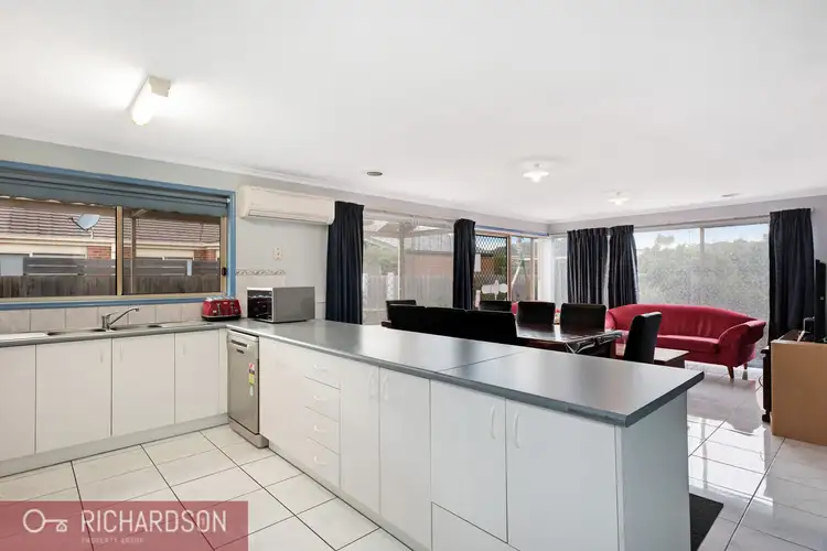 Fifth view of Homely house listing, 33 Grant Avenue, Werribee VIC 3030