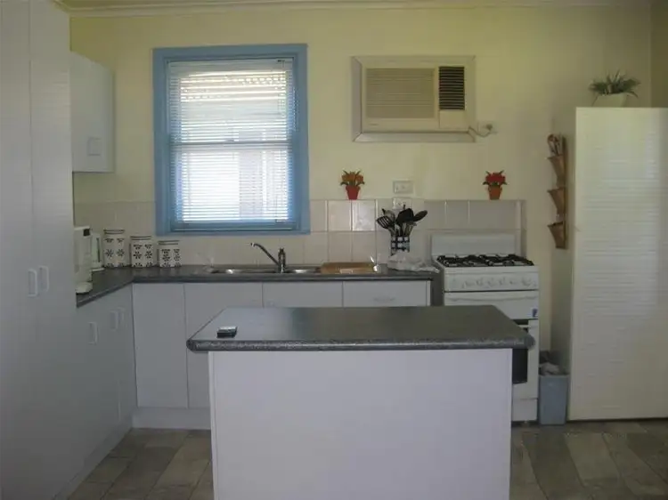 Fourth view of Homely house listing, 40 Yarra Avenue, Reservoir VIC 3073