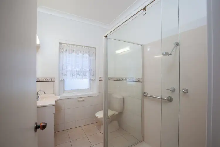 Fifth view of Homely house listing, 17 Booth Street, Rutherglen VIC 3685