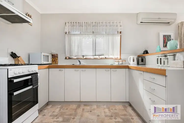 Second view of Homely unit listing, 3/19 Patrick Street, East Bendigo VIC 3550