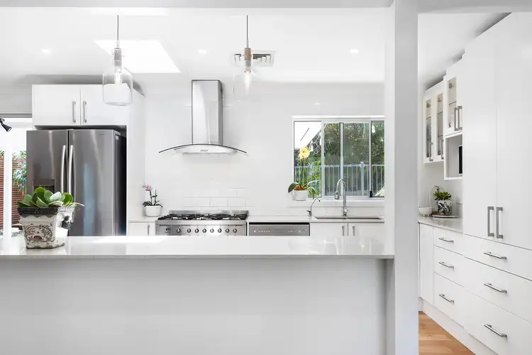 Fifth view of Homely house listing, 32 Dolphin Crescent, Avalon Beach NSW 2107