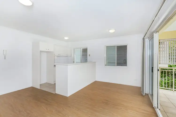Fourth view of Homely unit listing, 5/120 Carmody Road, St Lucia QLD 4067