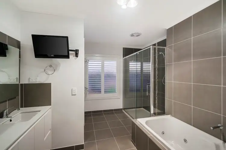 Fifth view of Homely house listing, 16 Jasper Place, Donvale VIC 3111