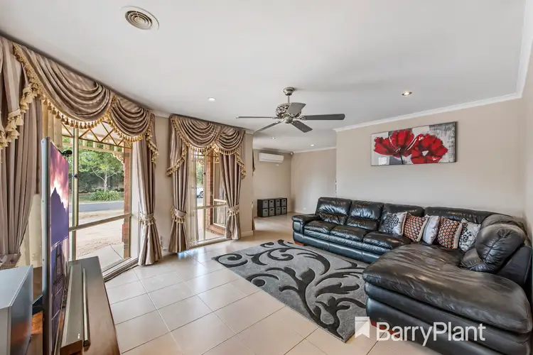 Fourth view of Homely house listing, 1 Clansman Close, Hoppers Crossing VIC 3029