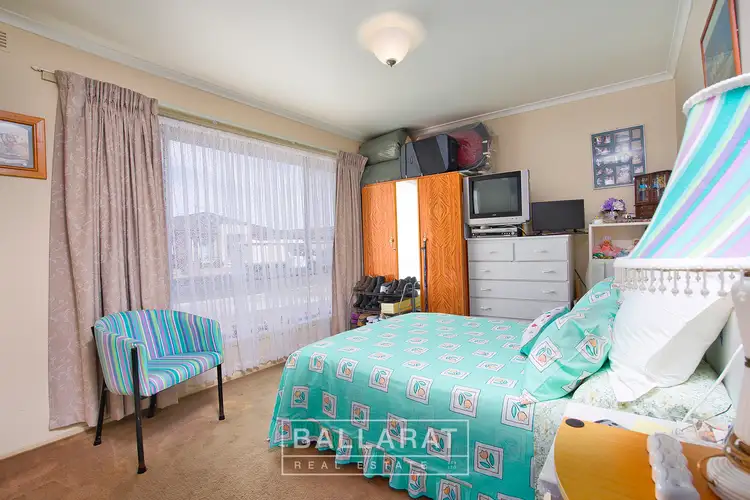 Fifth view of Homely unit listing, 1/4 Marie Crescent, Wendouree VIC 3355