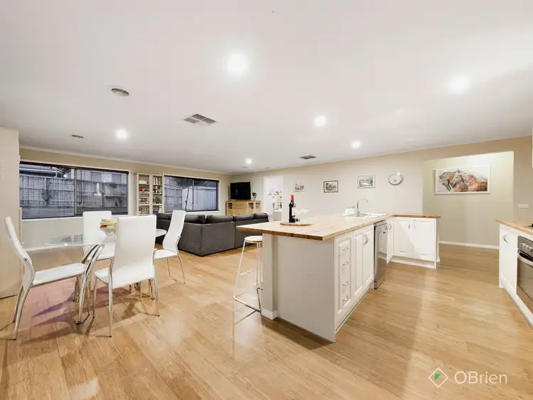 Fifth view of Homely house listing, 10 Wills Avenue, Pakenham VIC 3810