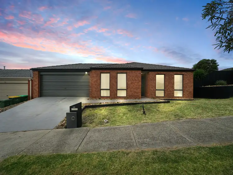 32 Manna Gum Drive, Pakenham VIC 3810
