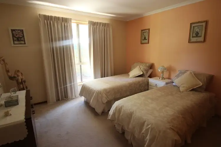 Sixth view of Homely house listing, 5 Beasley Court, Tocumwal NSW 2714