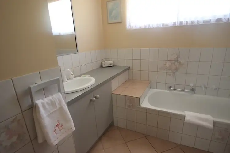 Seventh view of Homely house listing, 5 Beasley Court, Tocumwal NSW 2714