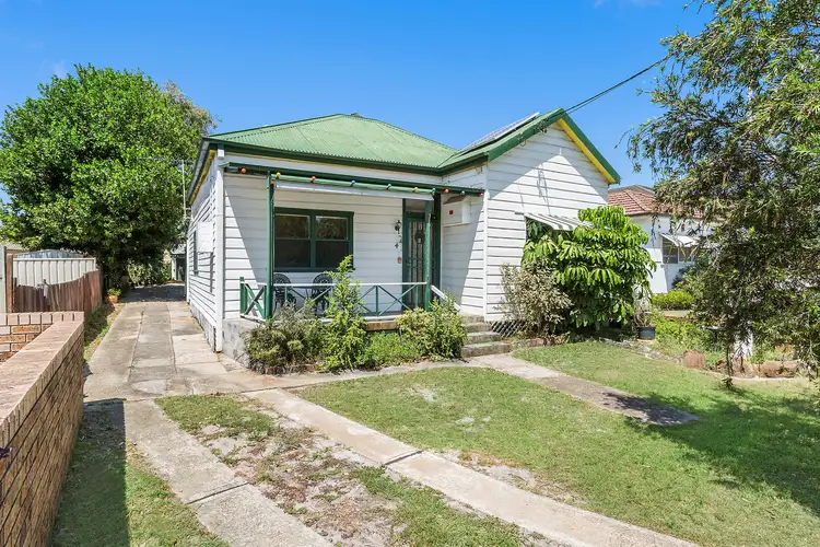 4 Parkside Drive, Sandringham NSW 2219
