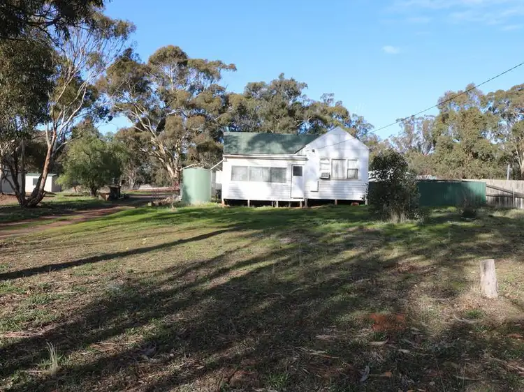 87 Nine Mile-Wedderburn Road, Wedderburn VIC 3518