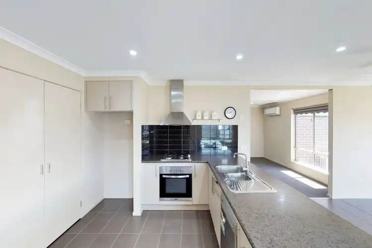 Fifth view of Homely house listing, 2 Palmgate Terrace, Traralgon VIC 3844