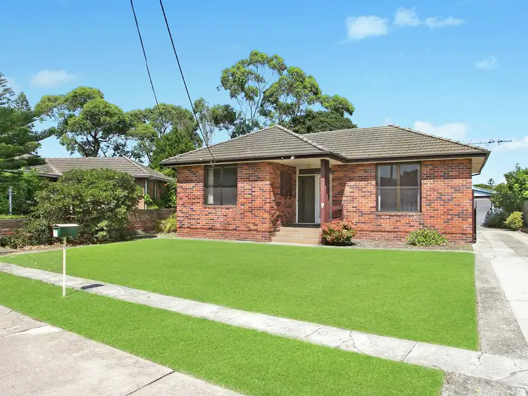 10 Wills Avenue, Chifley NSW 2036