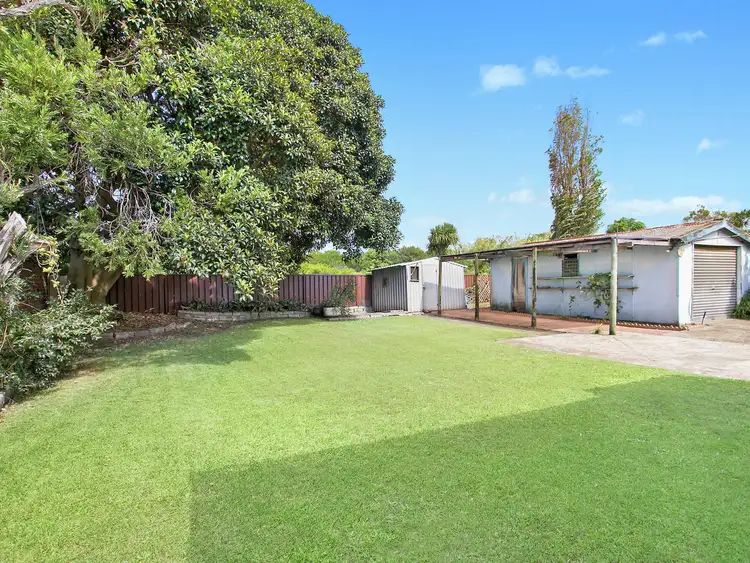 Third view of Homely house listing, 10 Wills Avenue, Chifley NSW 2036