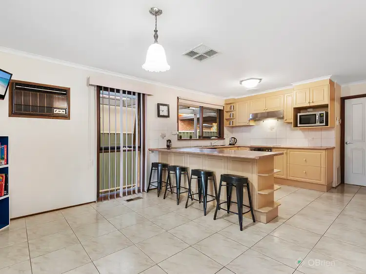Second view of Homely house listing, 10 Quirk Court, Endeavour Hills VIC 3802