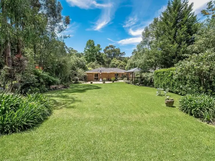 4 Wright Avenue, Upwey VIC 3158