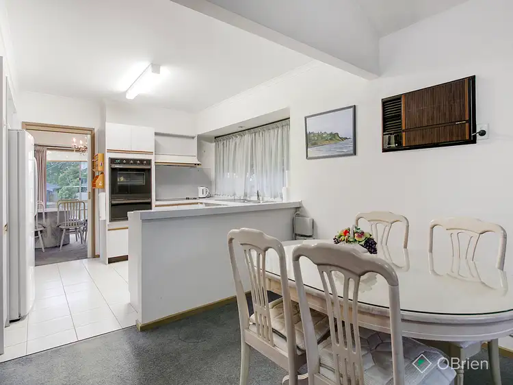 Fourth view of Homely house listing, 16 Faygate Court, Frankston VIC 3199