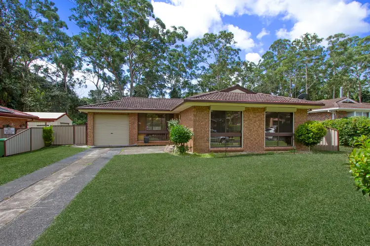 57 Perratt Close, Lisarow NSW 2250