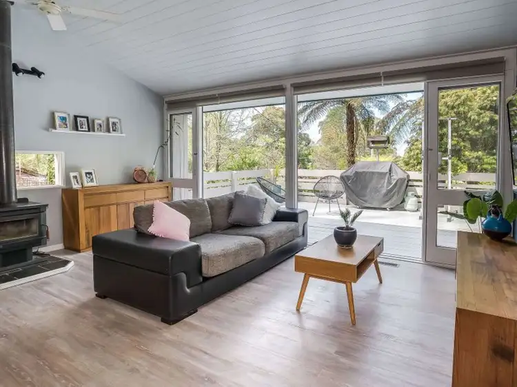 Second view of Homely house listing, 31 Hazel Grove, Tecoma VIC 3160
