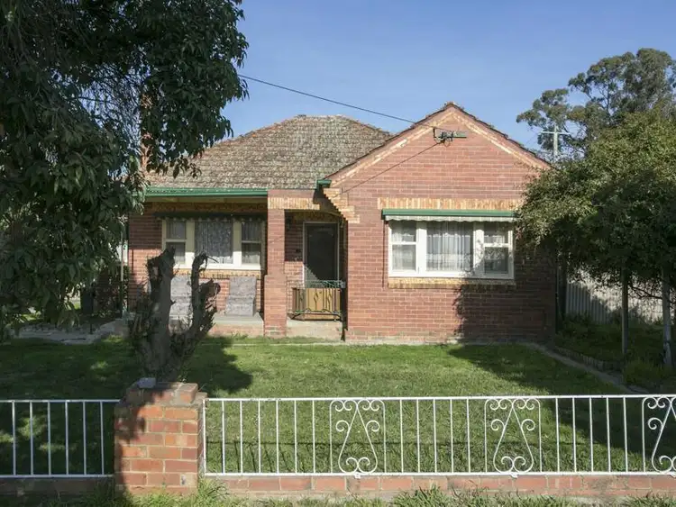 Second view of Homely house listing, 21 Queen Street, Kangaroo Flat VIC 3555