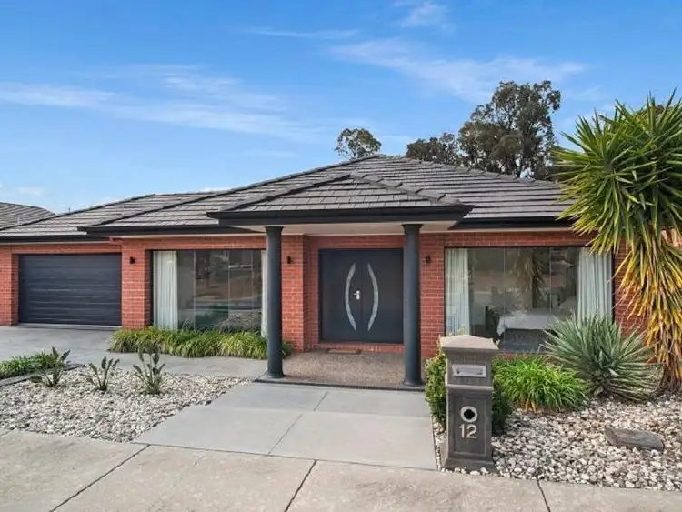 12 Claremont Terrace, Strathdale VIC 3550