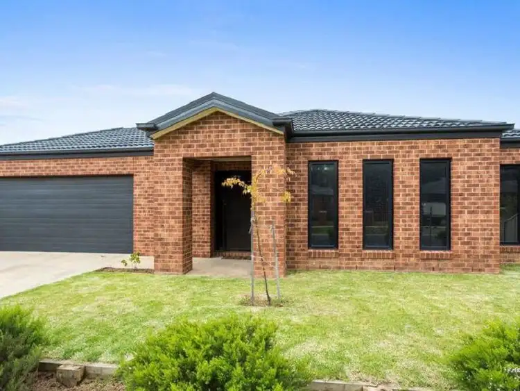 14 Crossley Avenue, Epsom VIC 3551