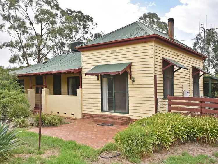 1 Ross Road, Wedderburn VIC 3518