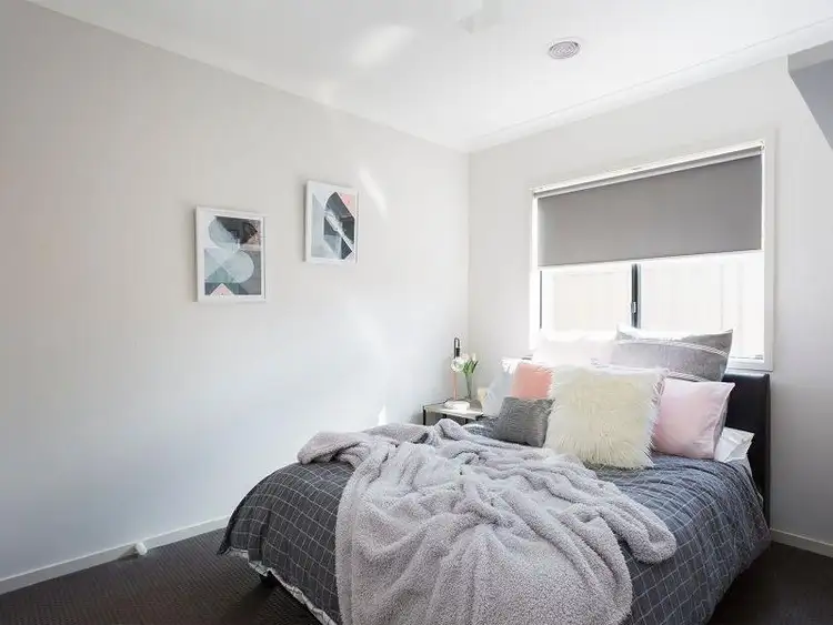 Seventh view of Homely house listing, 122 Myrtle Road, Ascot VIC 3551