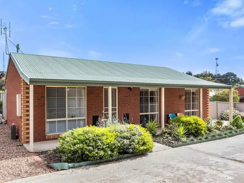 Main view of Homely unit listing, 1/28 Inglewood Street, Golden Square VIC 3555
