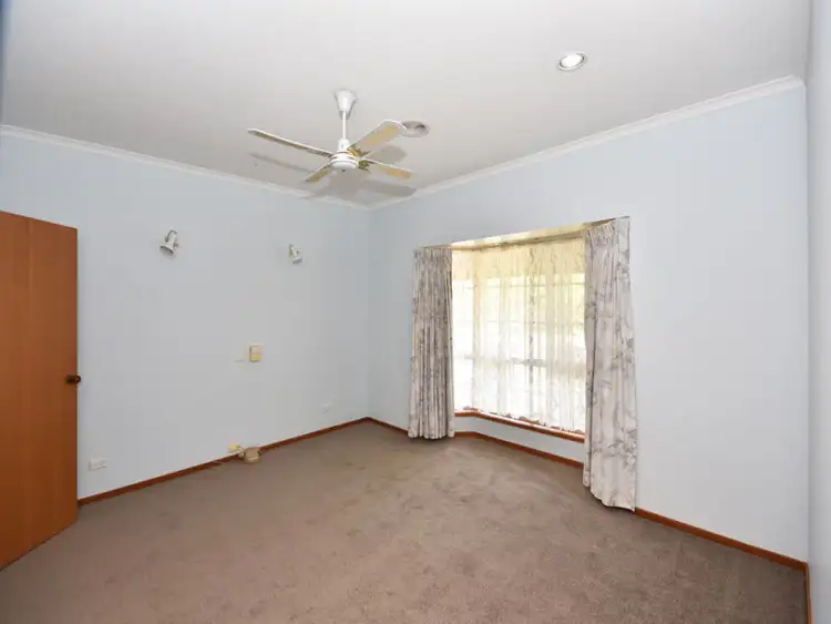 Seventh view of Homely house listing, 14 Billola Court, Eaglehawk VIC 3556