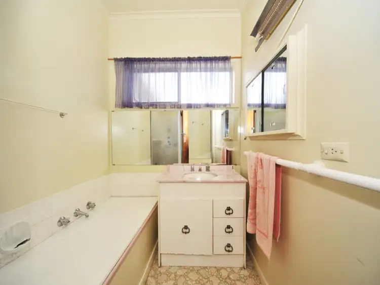 Fourth view of Homely house listing, 293 Mackenzie Street West, Kangaroo Flat VIC 3555