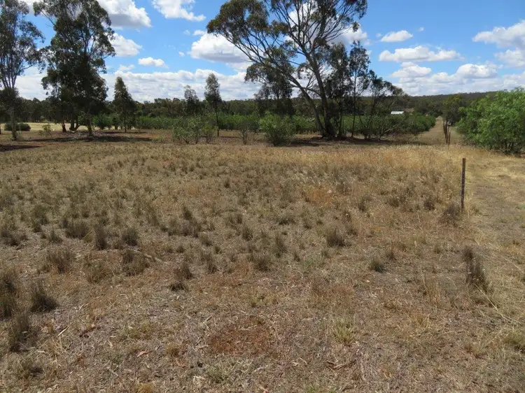 18 Newbold Street, Wedderburn VIC 3518