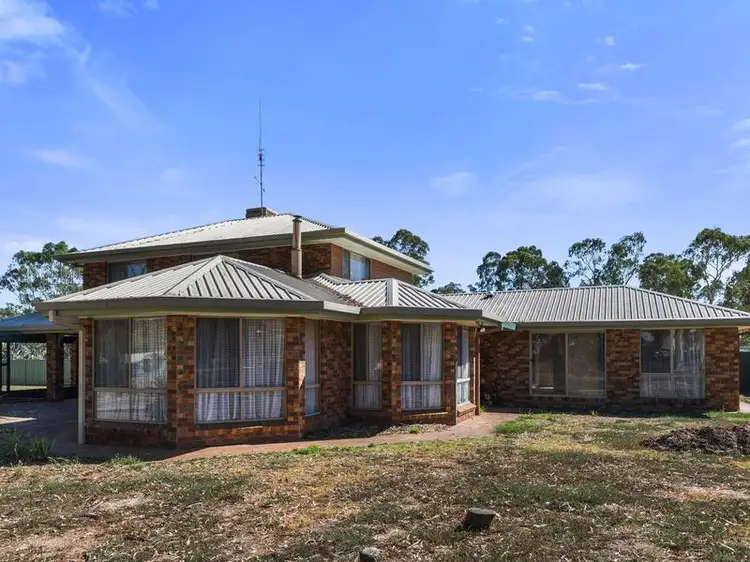 Second view of Homely house listing, 8 Clarcoll Crescent South, Kangaroo Flat VIC 3555