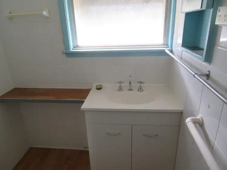 Seventh view of Homely house listing, 4 Finch Avenue, Eaglehawk VIC 3556