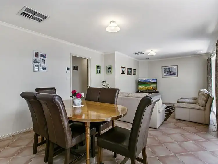 Fifth view of Homely house listing, 3 Ellesmere Terrace, Strathdale VIC 3550