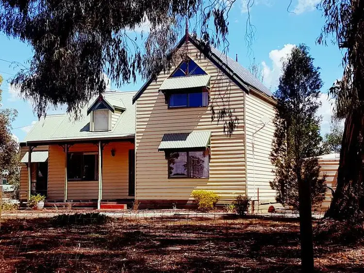 26 Mitchell Street, Axedale VIC 3551